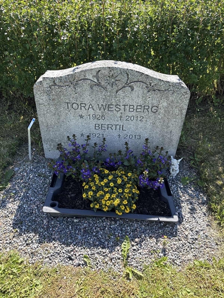 Grave number: 4 G GK    85-86
