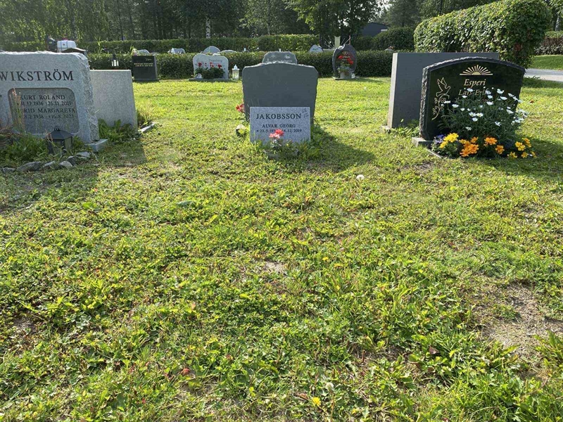 Grave number: 3 19 710