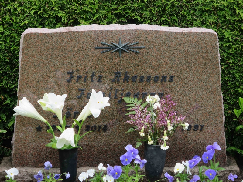 Grave number: HÖB 60    28
