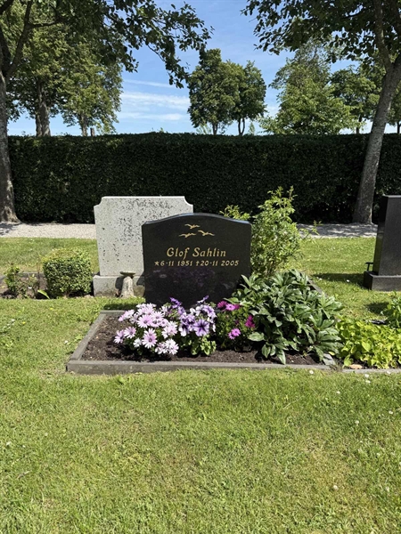 Hautatunnus: FÅ B 212