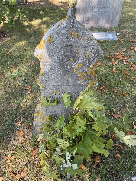 Grave number: Ö 05     8.A-B