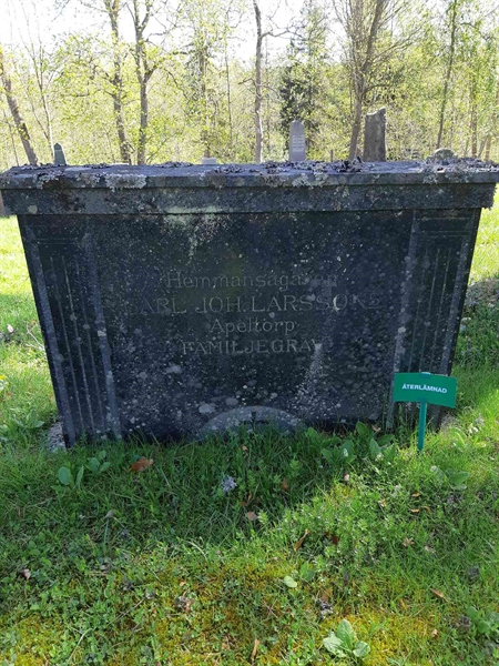 Grave number: 2 B    68-69