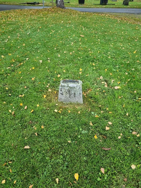 Grave number: 1 11  109