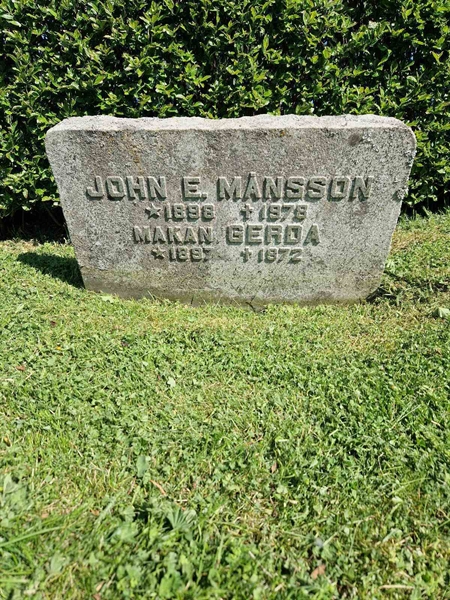 Grave number: 501 26 5291-5292