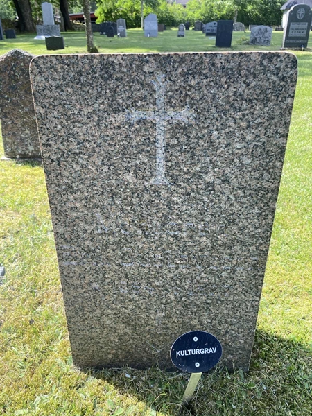 Grave number: 04 A 251
