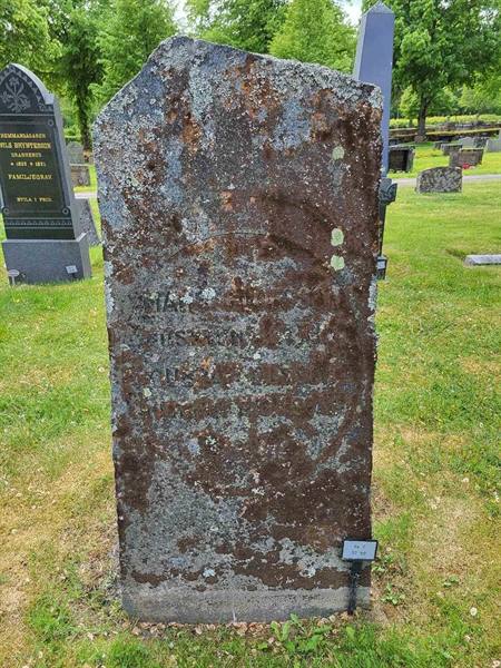 Grave number: kö 01 07    57-59