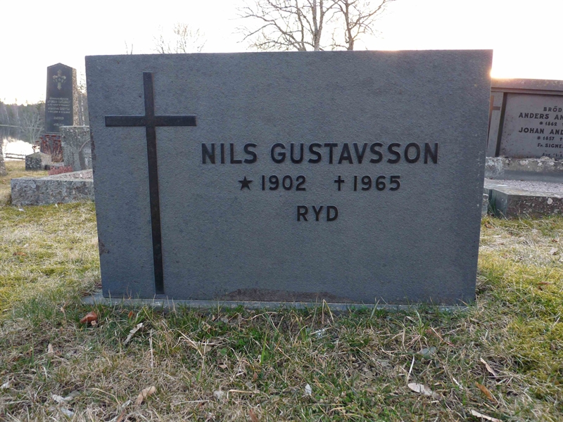 Grave number: JÄ 4   52