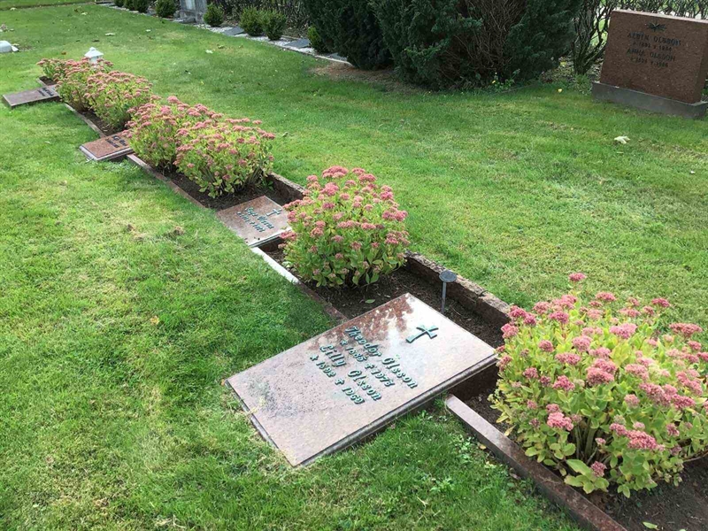 Grave number: 20 C    61-65