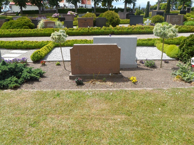 Grave number: ÖV I    23