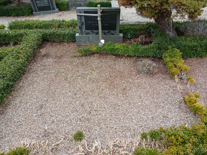 Grave number: TI A 301