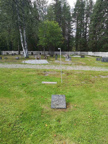 Gravnummer: POK 08     3