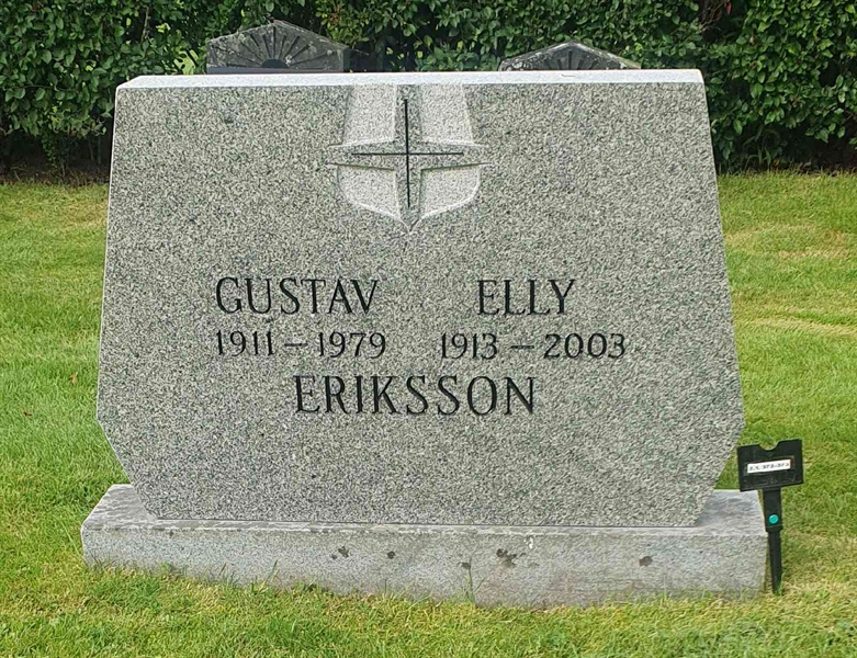 Grave number: 2 1 372-373