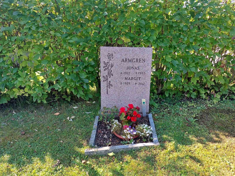 Grave number: K J   200, 201