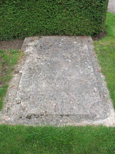 Grave number: KÄÖ A    83, 84