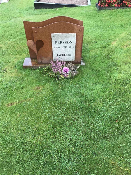 Grave number: B 01   103, 104