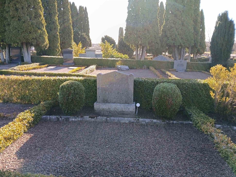 Gravnummer: sv   986, 987