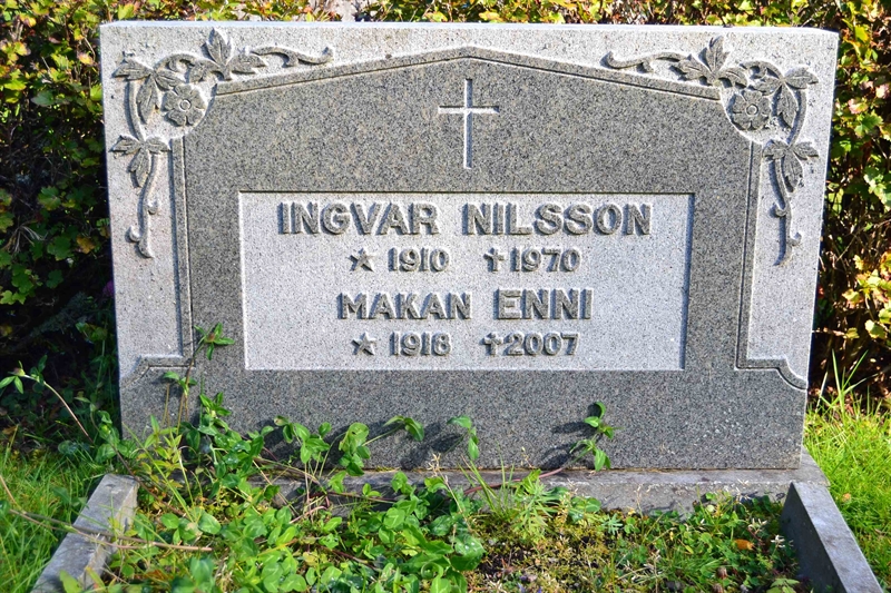 Grave number: 4 I   355