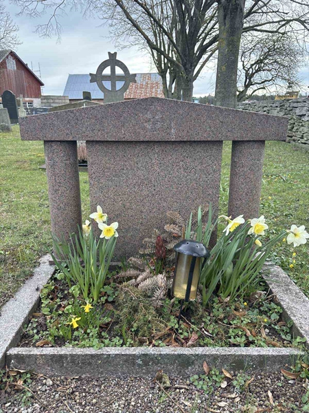 Gravnummer: GE   110