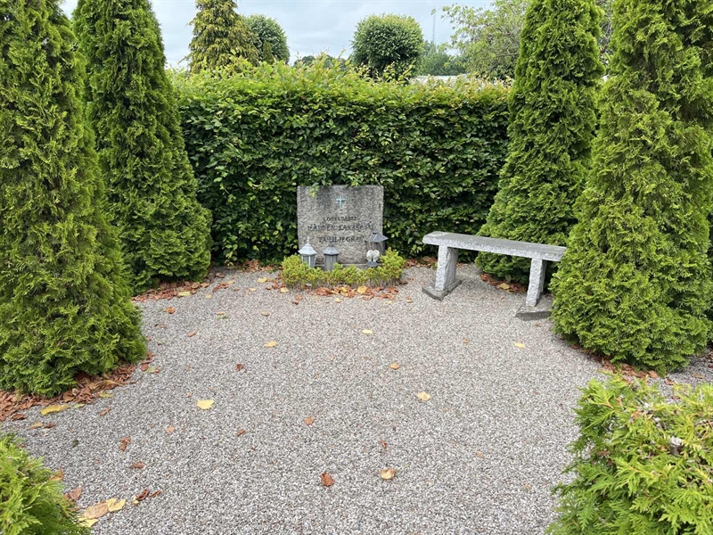 Grave number: NK I 52-53