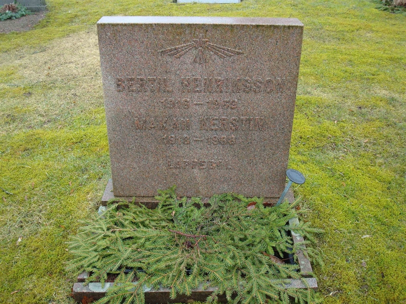 Grave number: BR C   173, 174