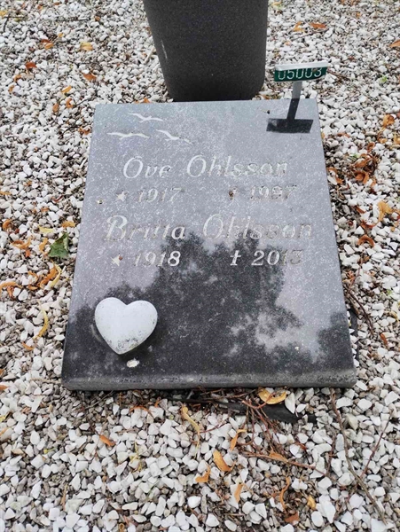 Grave number: NÅ 05     8