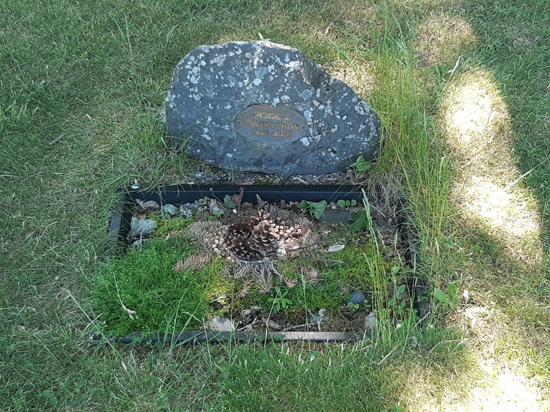Grave number: JÄ 13   130