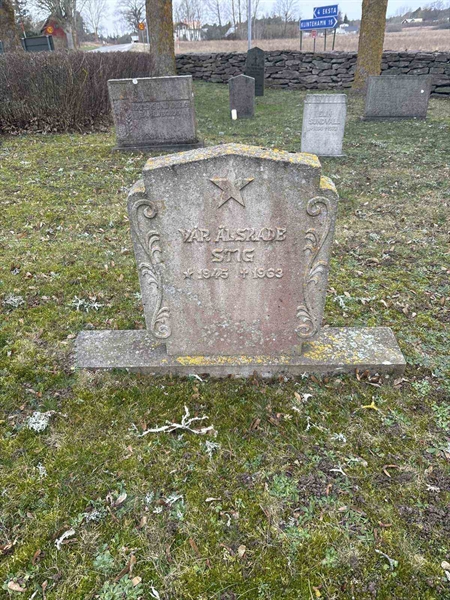 Gravnummer: LE   537