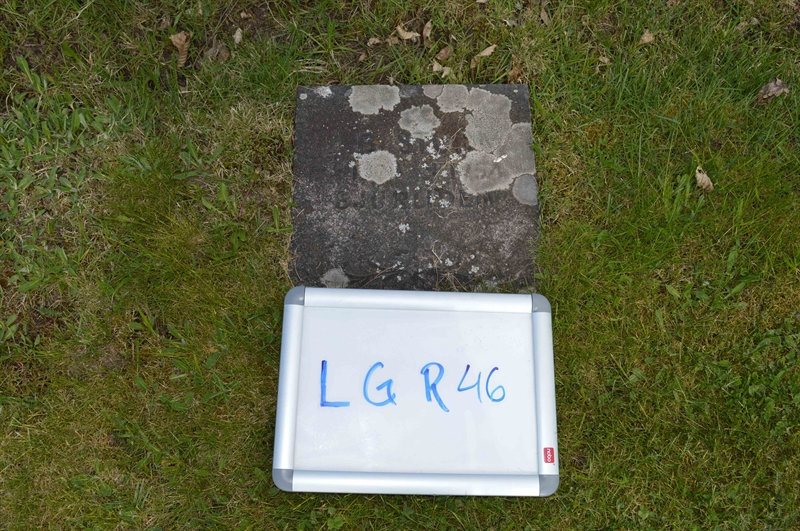 Grave number: LG R    46