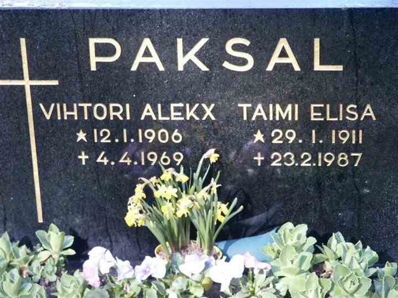 Grave number: 1 GA 06    571-572