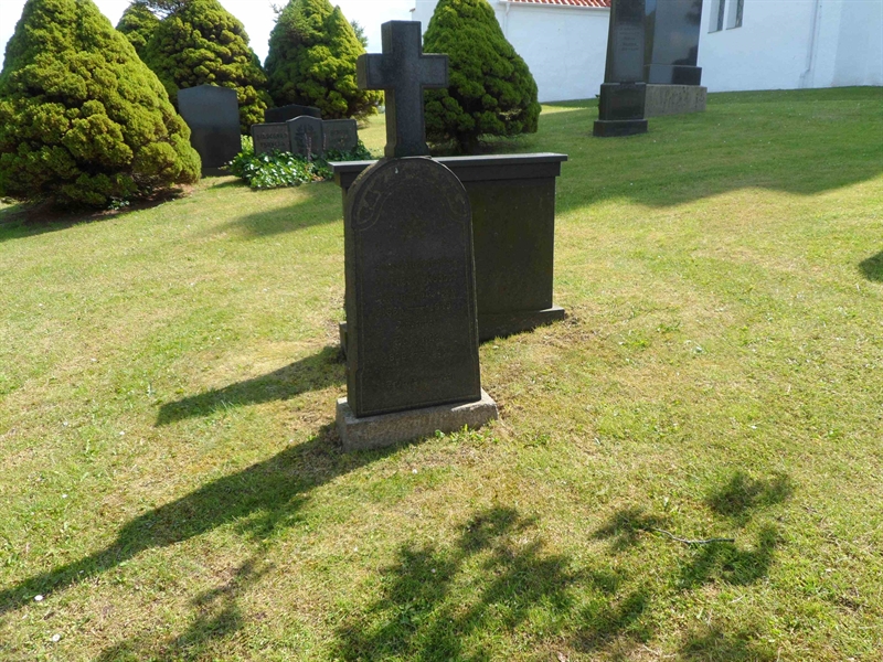 Grave number: ÖV A    72