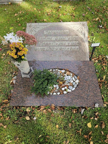 Grave number: Fr 7  1013-1014