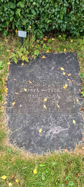 Grave number: M F  146, 147