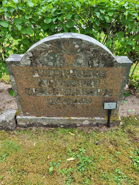 Grave number: Jä 02    20