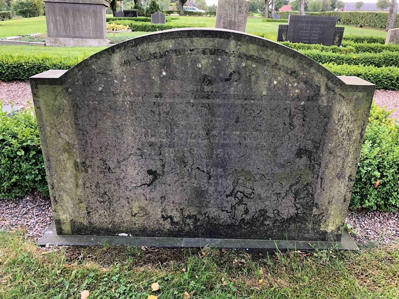 Grave number: HK 07    29, 30
