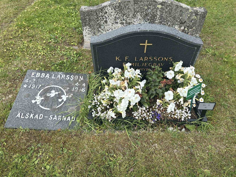 Grave number: 003 D    16