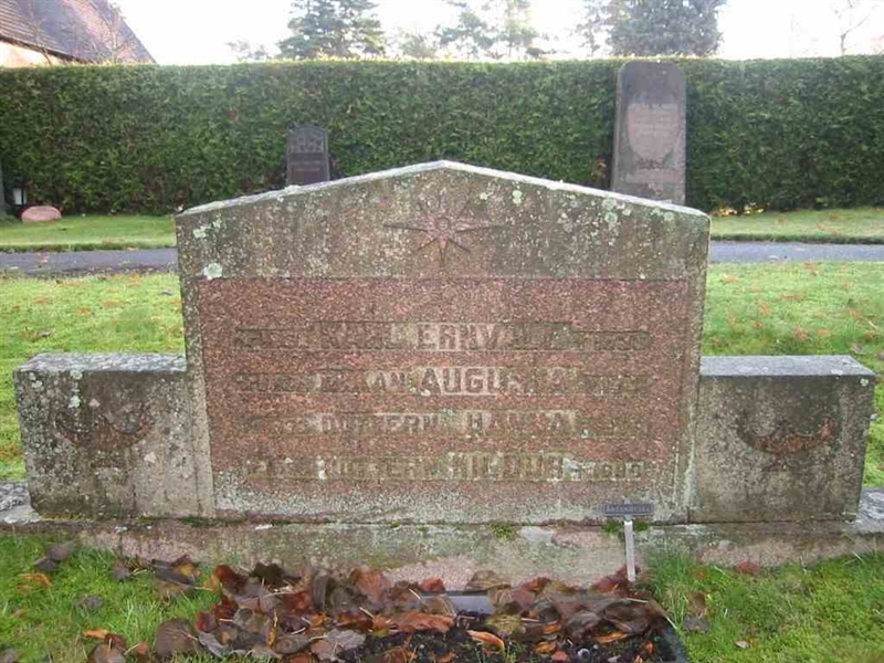 Grave number: KV C   25a-c