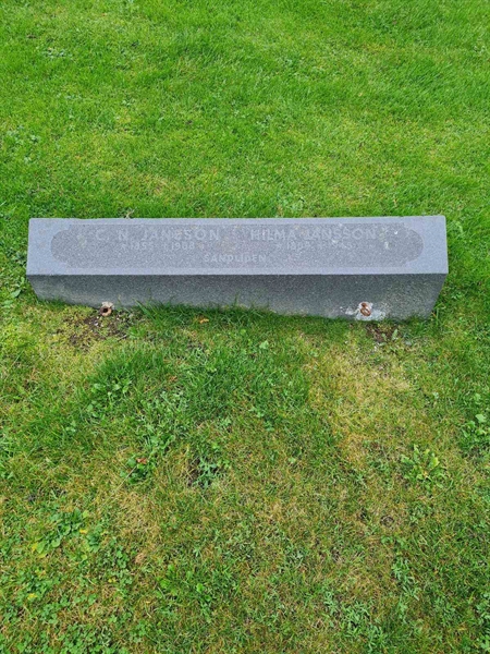 Grave number: KG 09   663