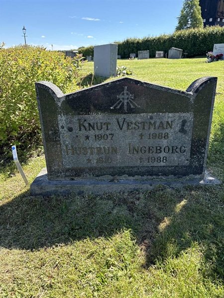 Grave number: 4 G GH   140-141