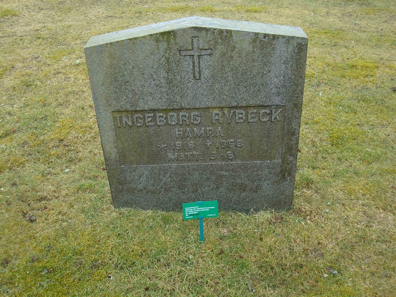 Grave number: BR C   122