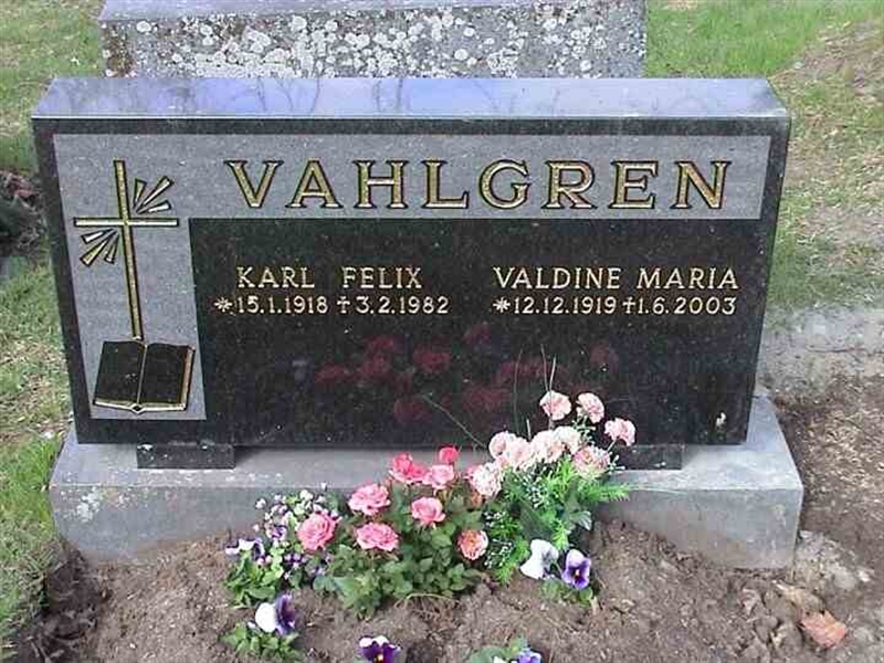 Grave number: 1 GF 03    182-183