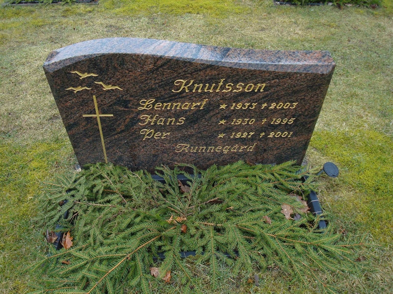 Grave number: BR D    36, 37