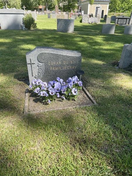 Grave number: 2 SKAN   300