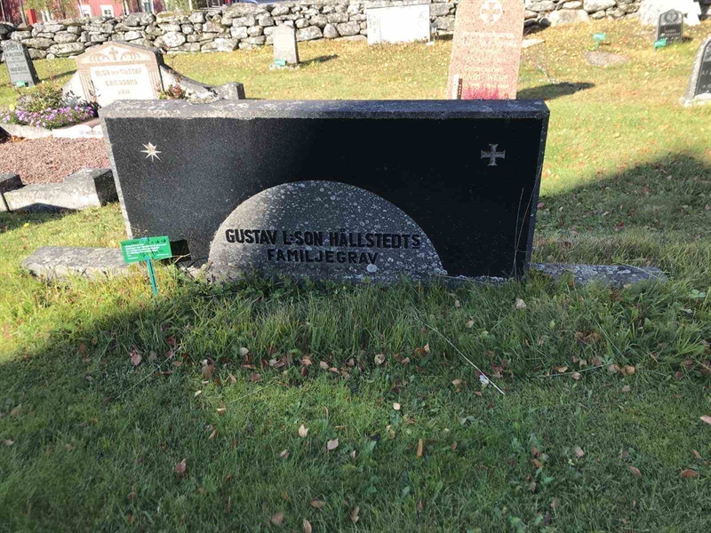 Grave number: ÅR A    66, 67