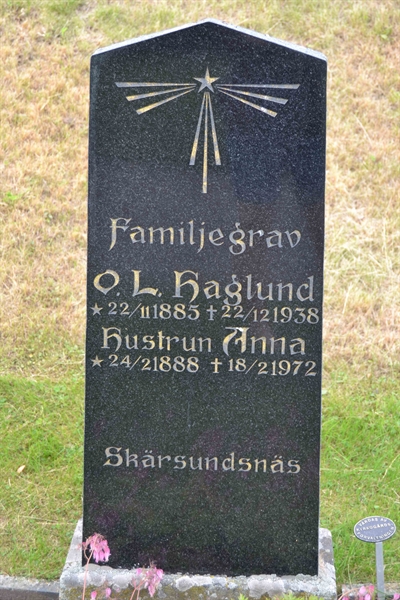 Grave number: 11 1   242-244