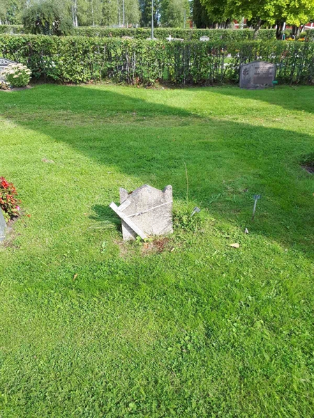 Gravnummer: NK A A   326