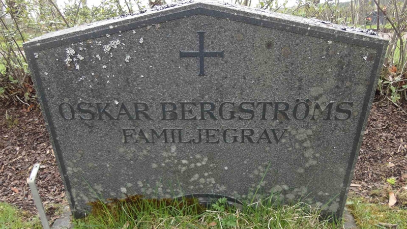 Grave number: 1 F   119