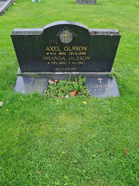 Grave number: KG 09   639, 640