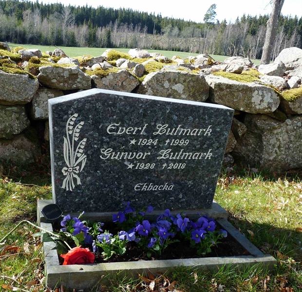 Grave number: SV 8 28:2