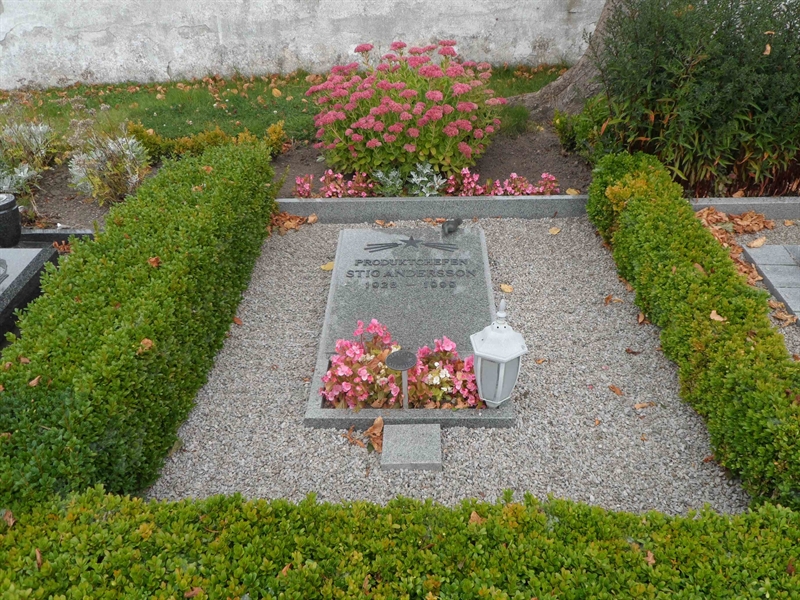Grave number: HNK I    71