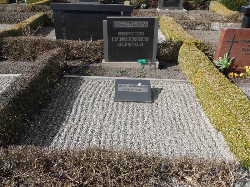 Grave number: VK M     9